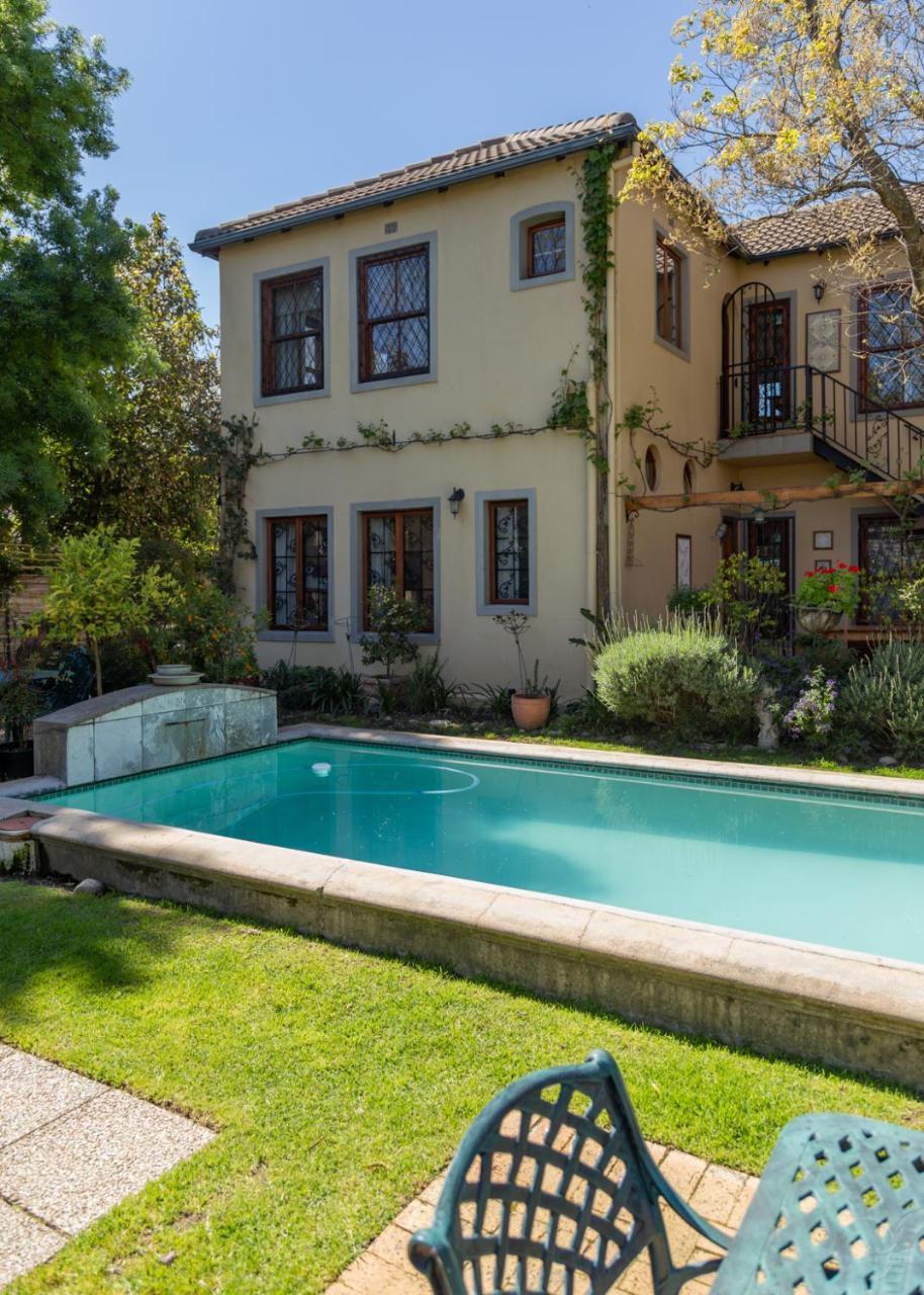 ستيلينبوش 10 Alexander B&B المظهر الخارجي الصورة